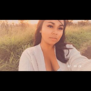 Meet your Posher, Daysha 🌺